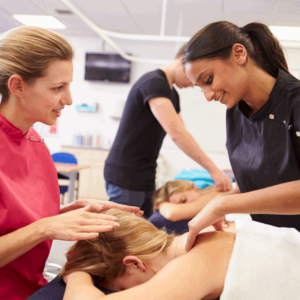 CURSO OFICIAL DE FORMADOR DE ESTÉTICA